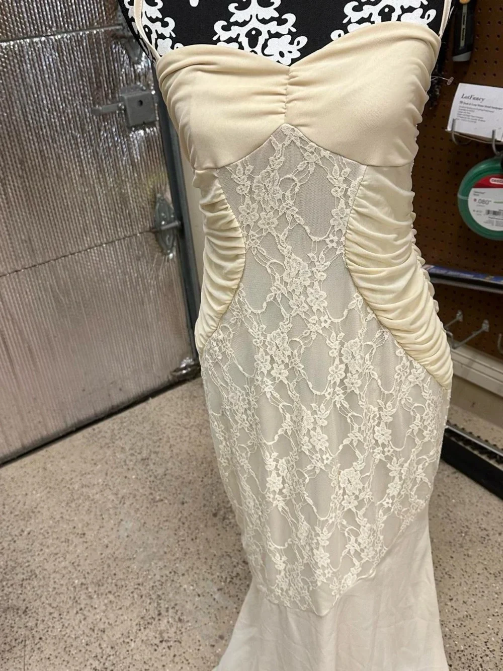 Formal elegant Floral lace vintage style long dress.